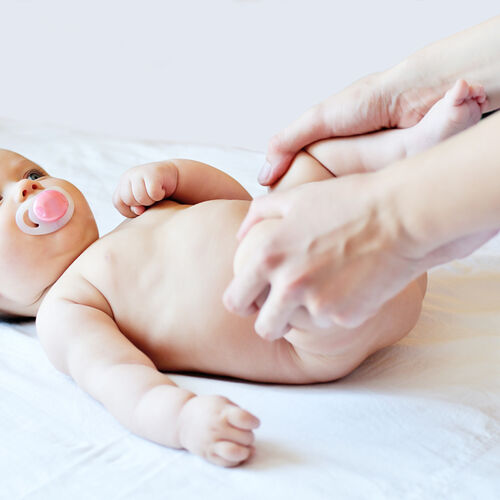 HOW TO MAKE AN APPOINTMENT FOR NEWBORN HIP SCREENING AND REVIEW?