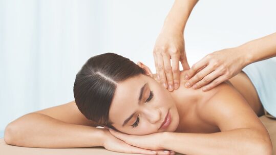 RELAXAČNÍ OLEJOVÁ MASÁŽ