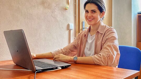 HUBNEME S EMS: PŘÍBĚH JANY