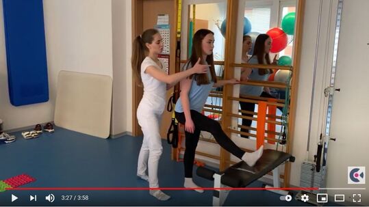 PROTAŽENÍ NOHOU PO TRÉNINKU